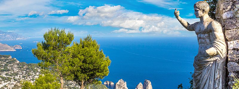 Utsikt från Capri vid Amalfikusten.